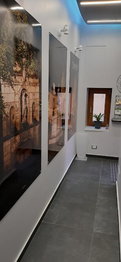 Donjon Suite Centro Storico Castelbuono  Luaran gambar