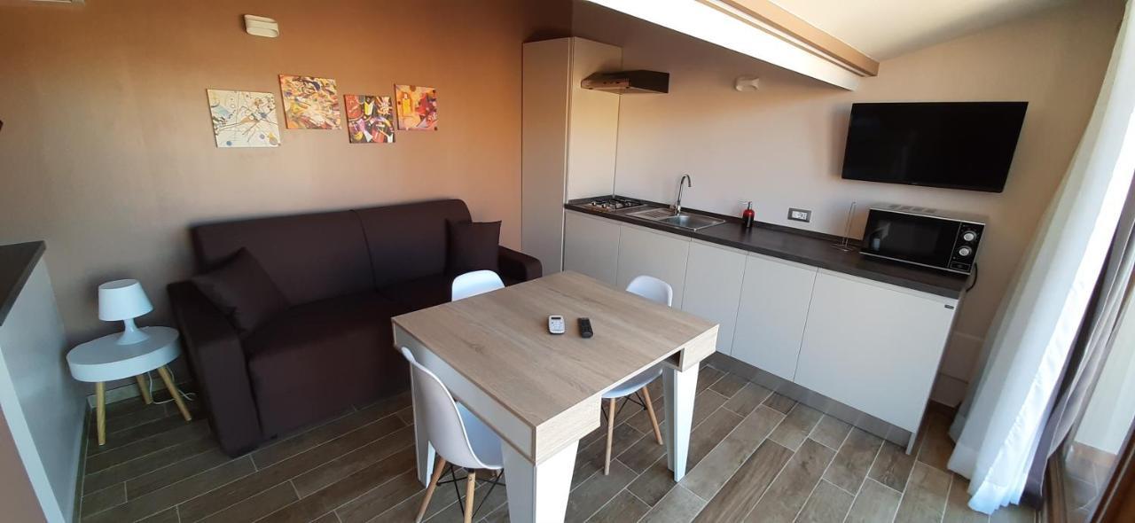 Donjon Suite Centro Storico Castelbuono  Luaran gambar